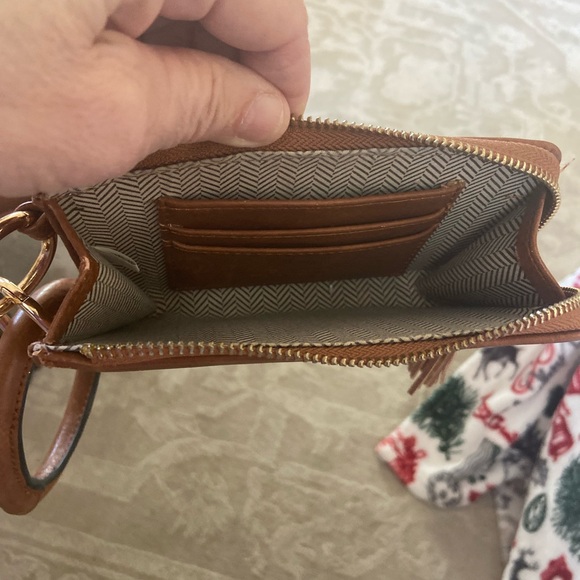 Repurposed Louis Vuitton Vegan leather wristlet! - Picture 5 of 6
